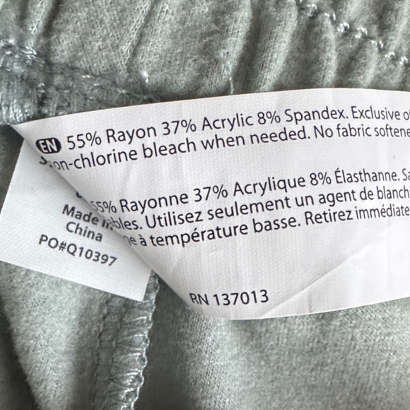 Sage green matching set - Picture 11 of 11